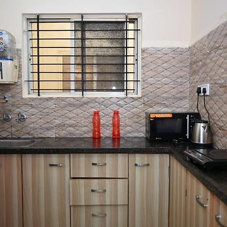 Staeg Heart Of City 2Bhk - 201 Indore Exterior photo